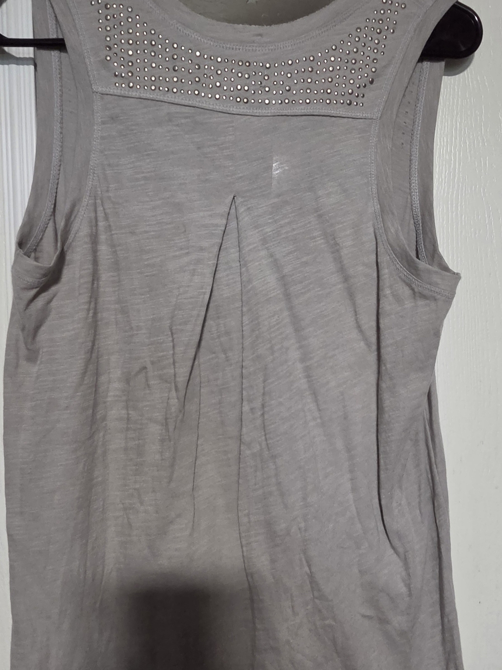 American Eagle Outfitters Studded Yoke Tank Top - Light Gray